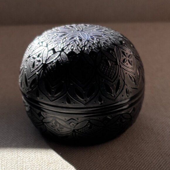 Javier Servin Hand Painted Trinket Box Pottery Ceramic Black - Picture 6 of 6